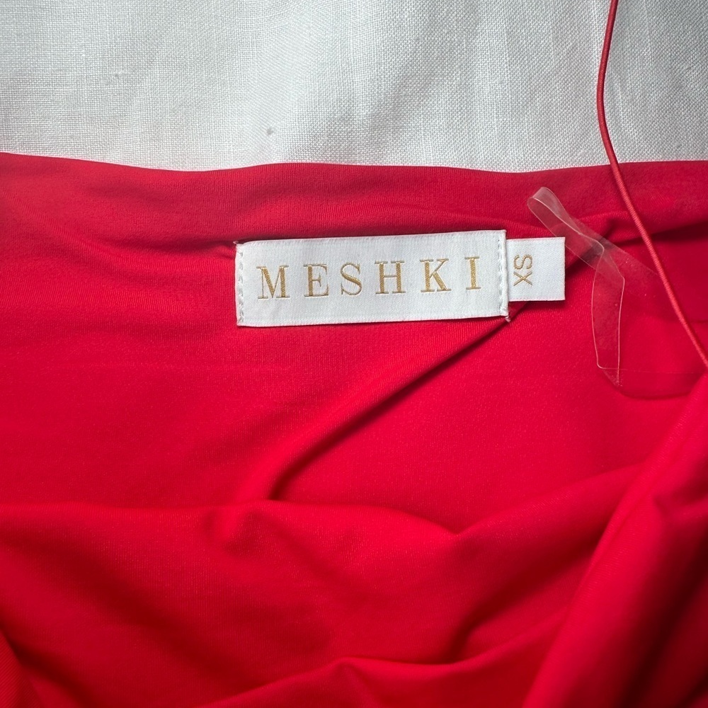 Meshki Red Crop Top size XS - Picture 3 of 3